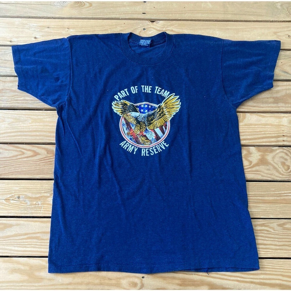 Vintage SNEAKERS Army Reserve Graphic T Shirt XL